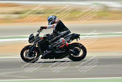 media/Sep-07-2025-TrackXperience (Sun) [[ee17e62fad]]/Level 2/Session 4 (Lower Chicane)/